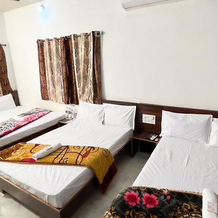 Hotel Rudraksh อุจเจน ภายนอก รูปภาพ
