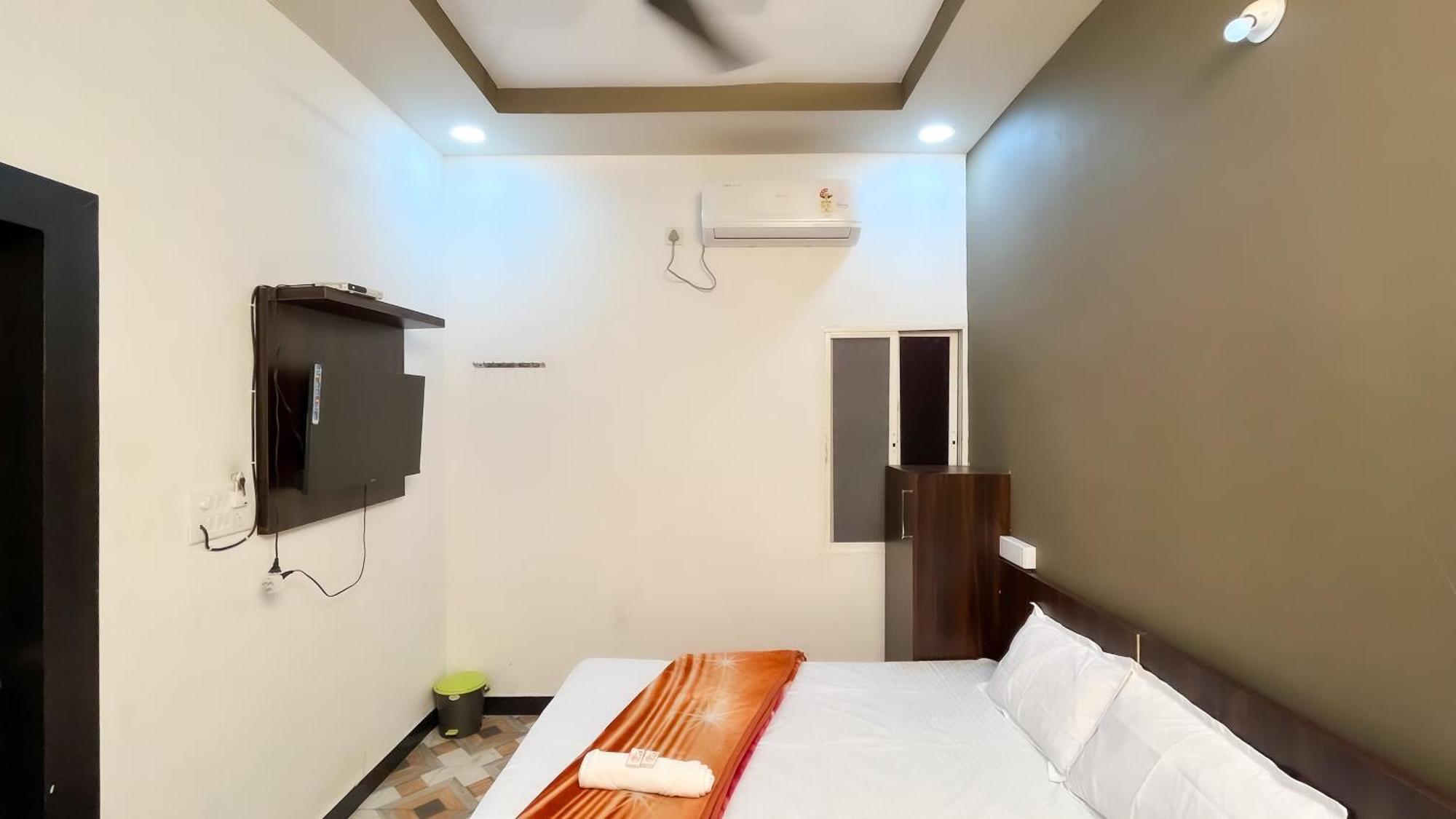 Hotel Rudraksh อุจเจน ภายนอก รูปภาพ