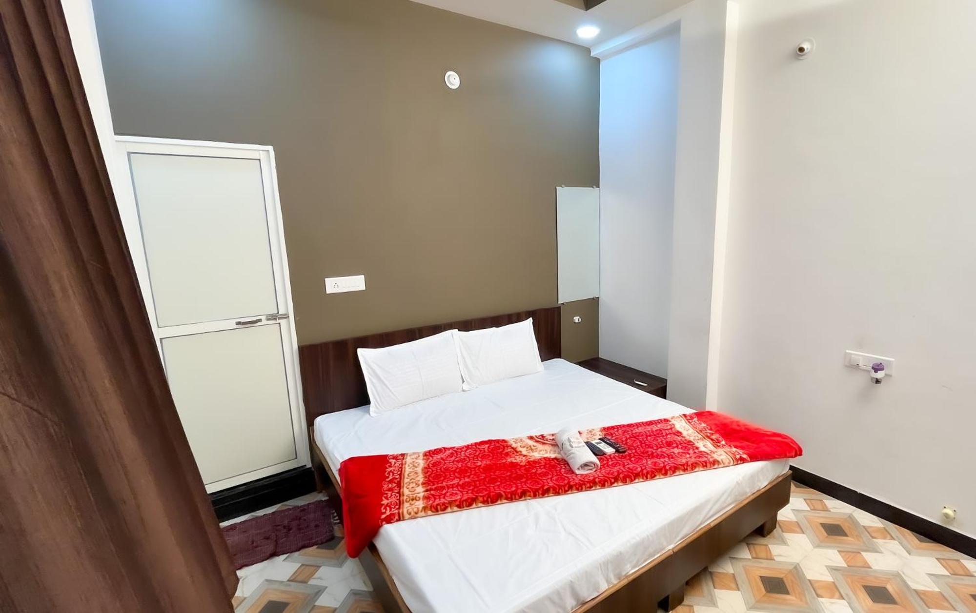 Hotel Rudraksh อุจเจน ภายนอก รูปภาพ